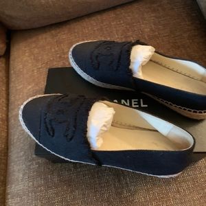 CHANEL Espadrilles